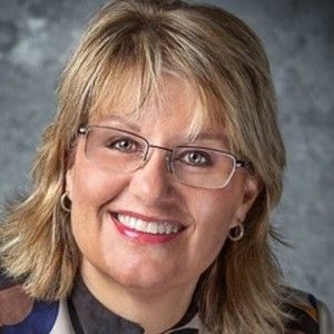 Meet your Posher, Karen